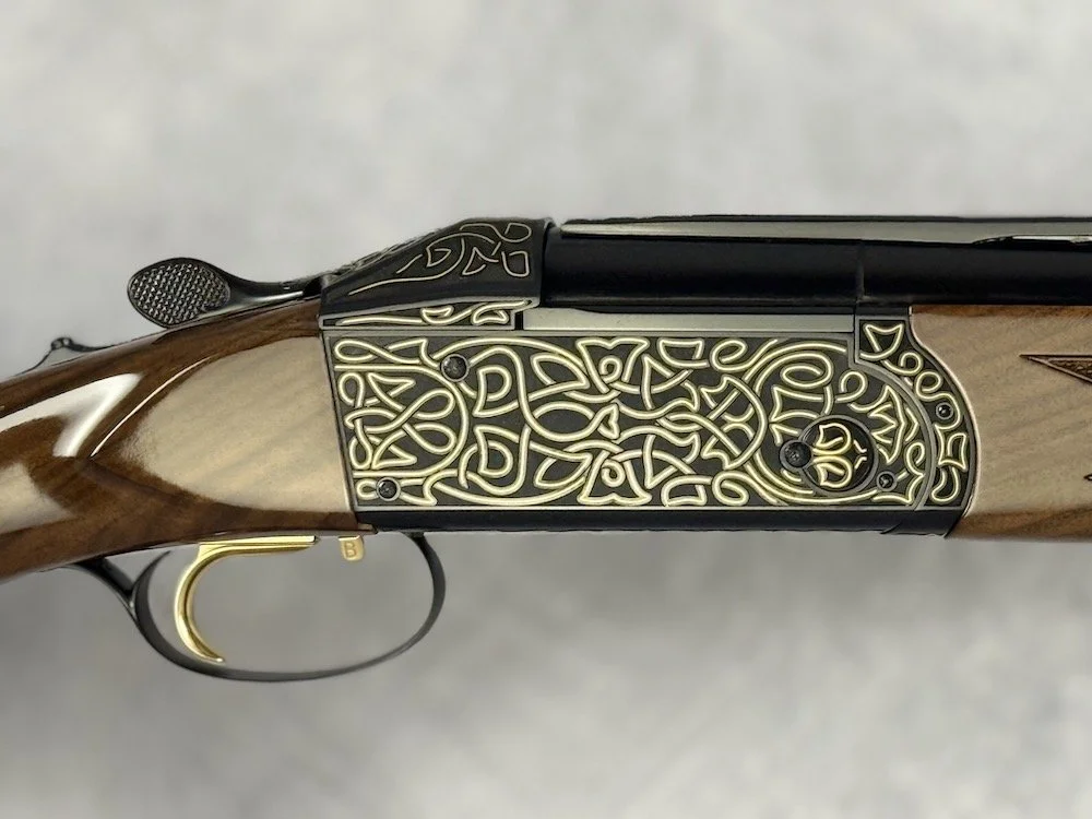 112602 アンティーク ゴールド ロシア製 カフス　骨董　刻印33.3 K8 We offer an exclusive selection of world-class shotguns from